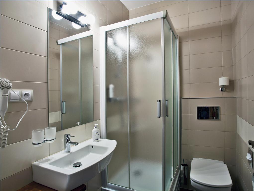 Hotel Tacl Holesov Екстер'єр фото